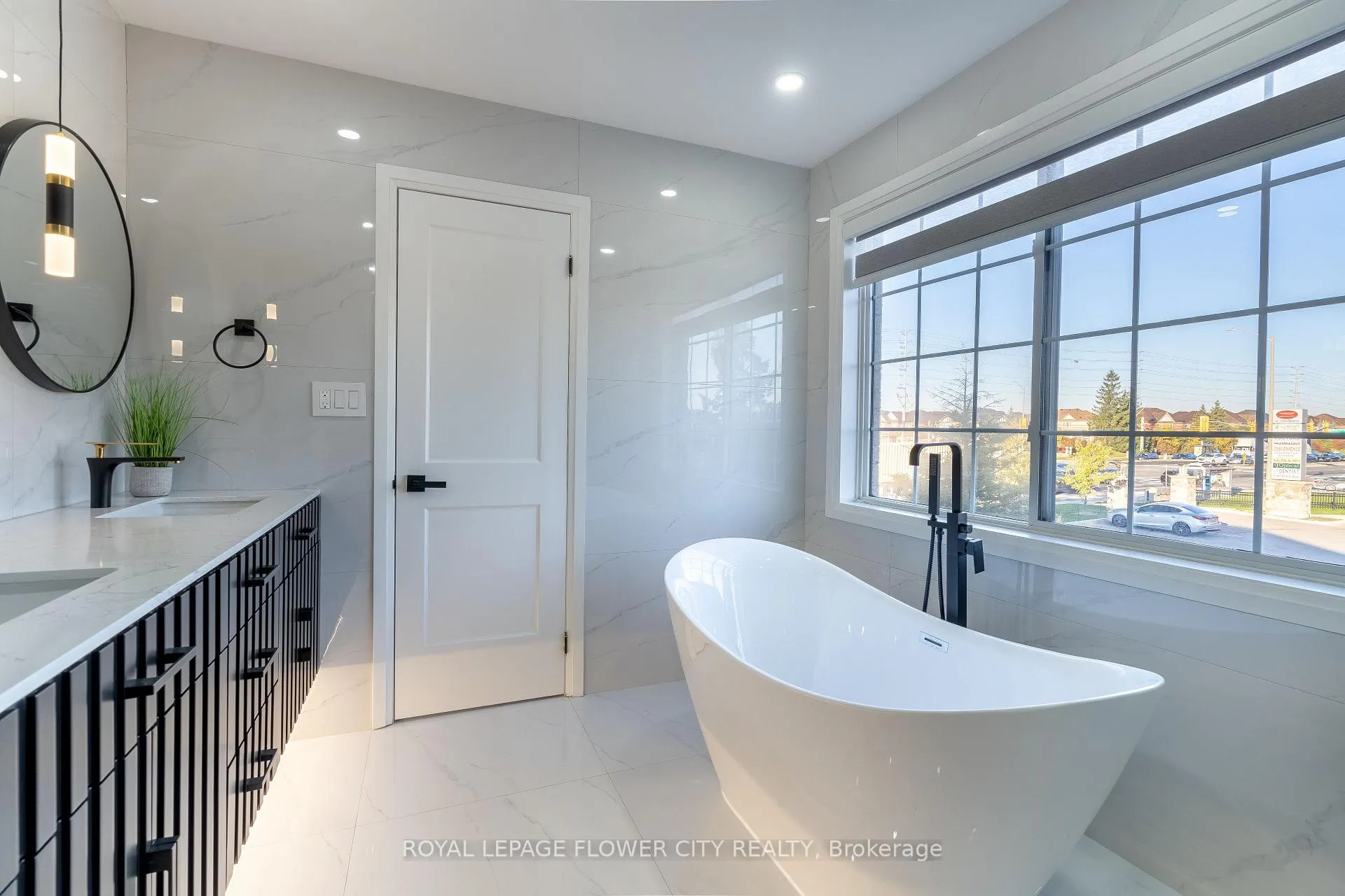 Photo 25 of 57 Sparta Drive, Brampton, Vales of Castlemore — HOMEH