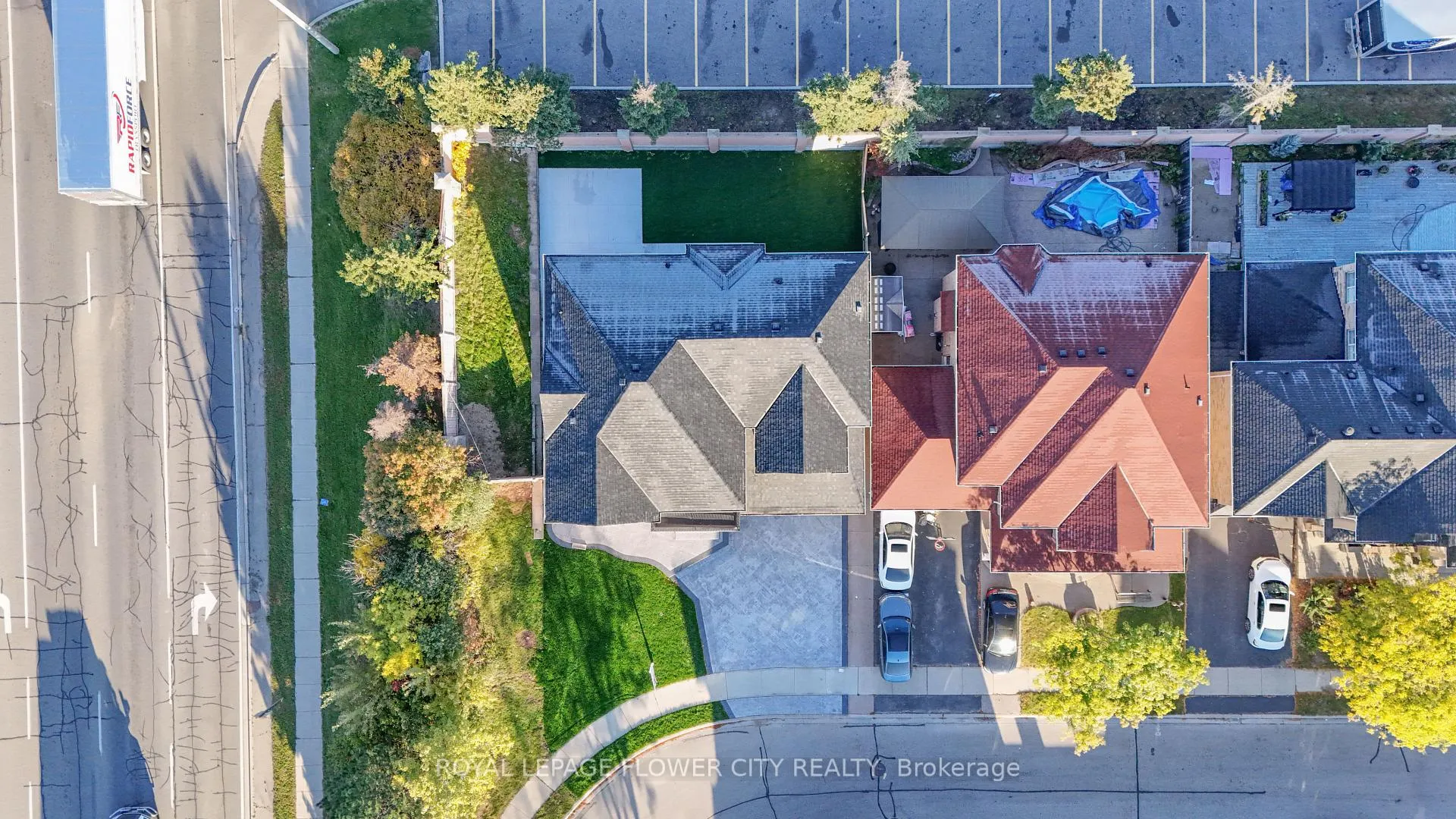 Photo 38 of 57 Sparta Drive, Brampton, Vales of Castlemore — HOMEH