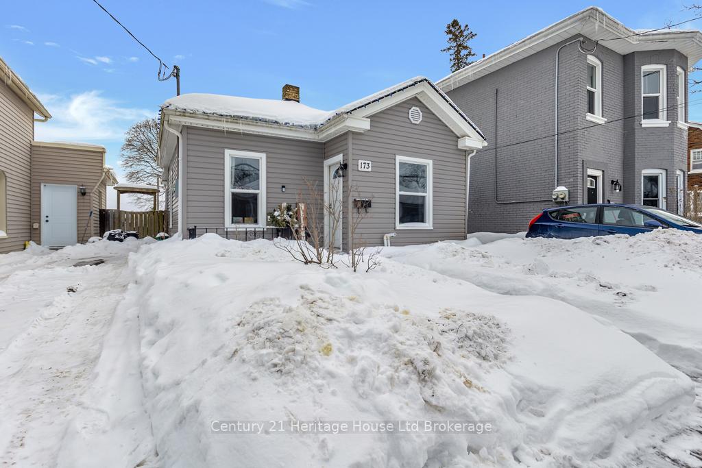 Photo 2 of 173 Sydenham Street, Brant, Brantford Twp — HOMEH