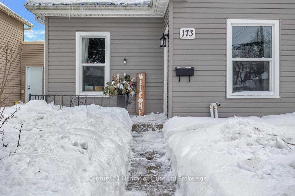 Photo 3 of 173 Sydenham Street, Brant, Brantford Twp — HOMEH