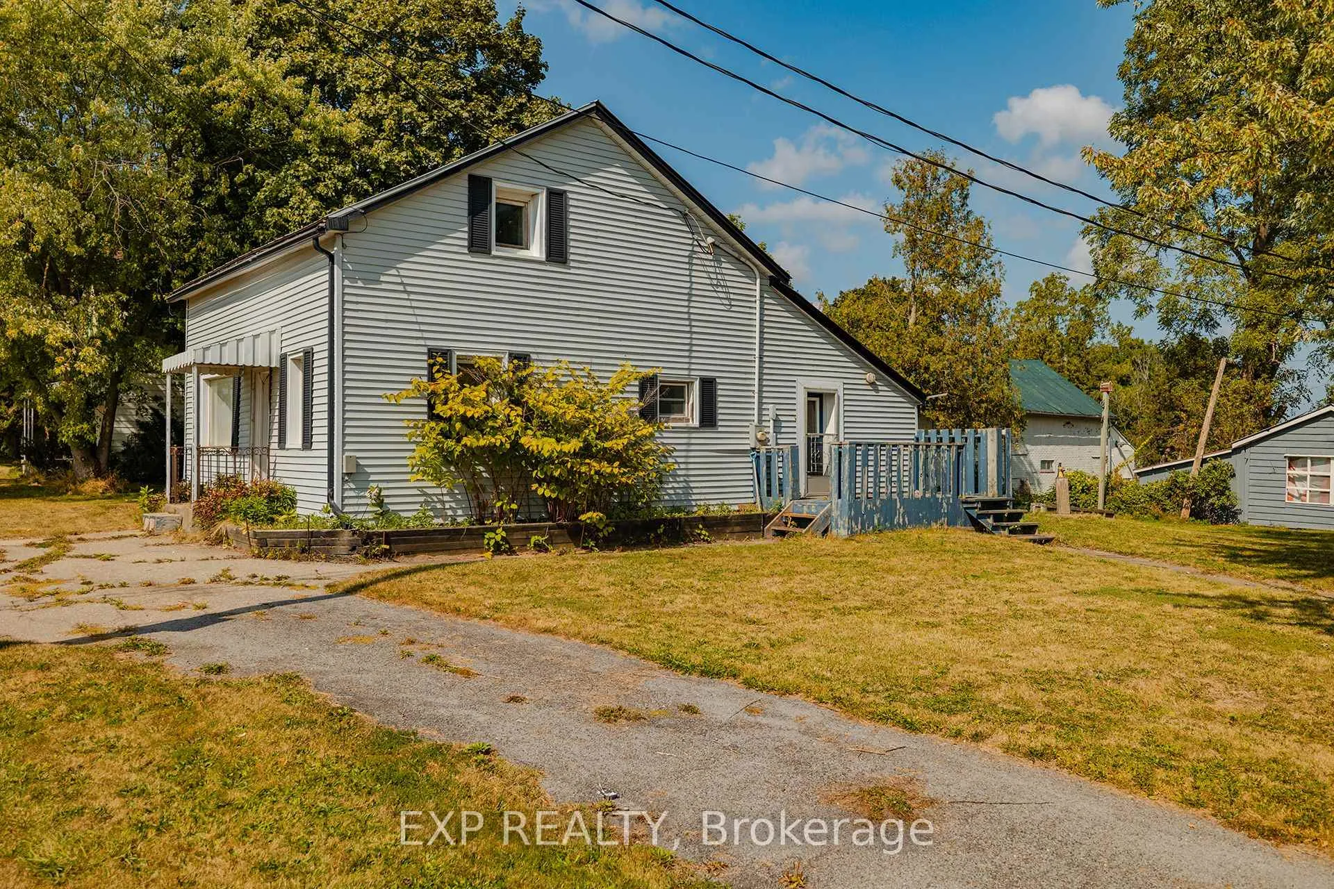 Photo 7 of 1221 Lobsinger Line, Woolwich — HOMEH