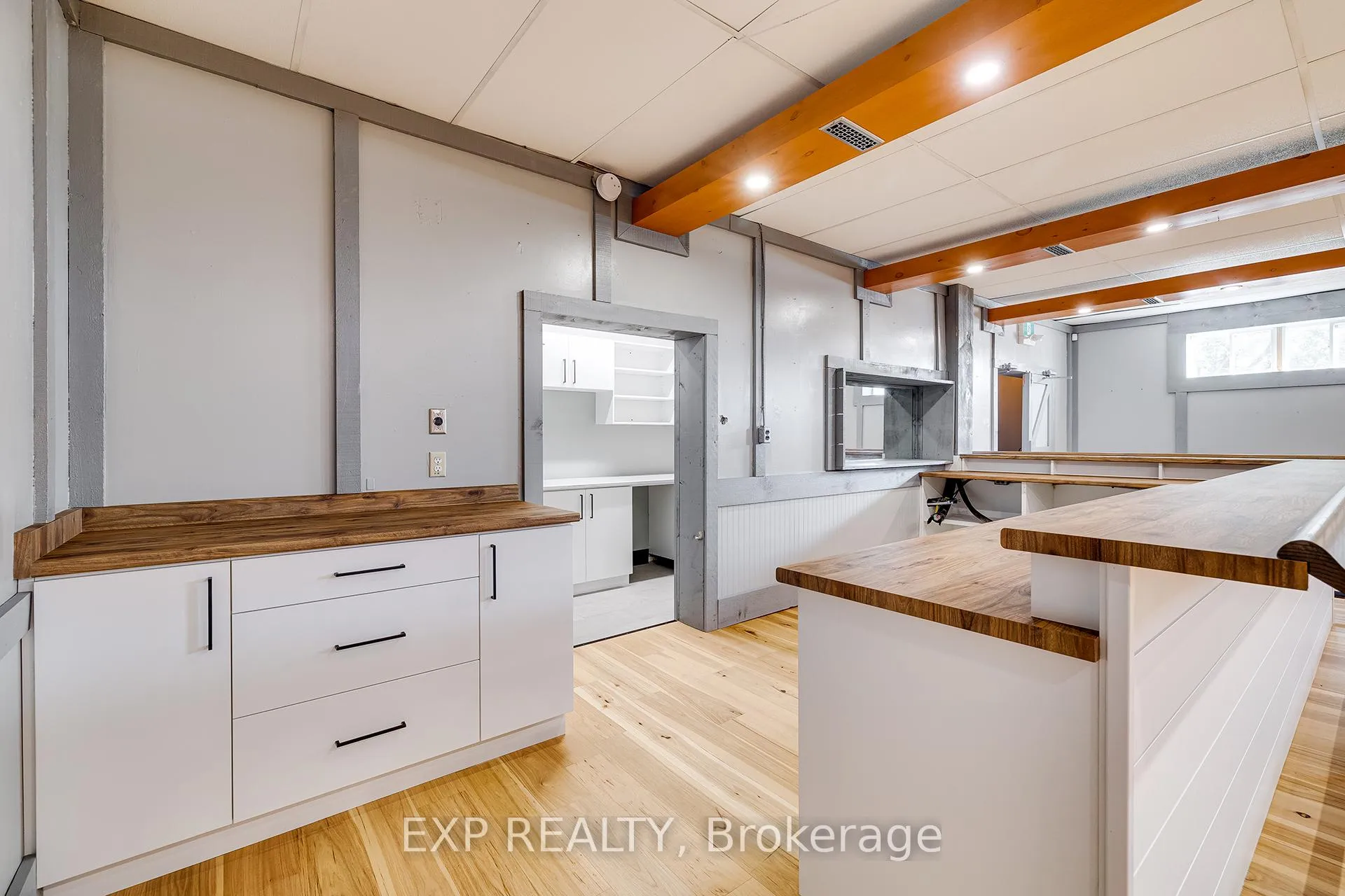 Photo 15 of 1221 Lobsinger Line, Woolwich — HOMEH