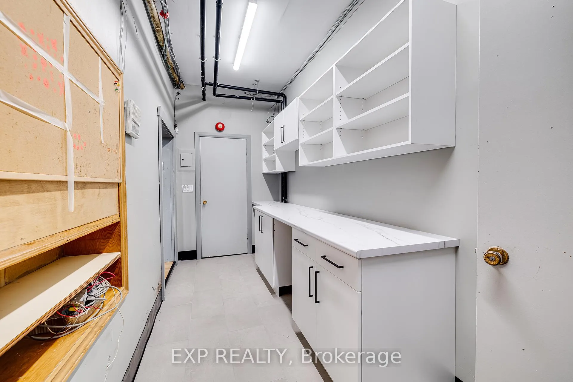 Photo 16 of 1221 Lobsinger Line, Woolwich — HOMEH