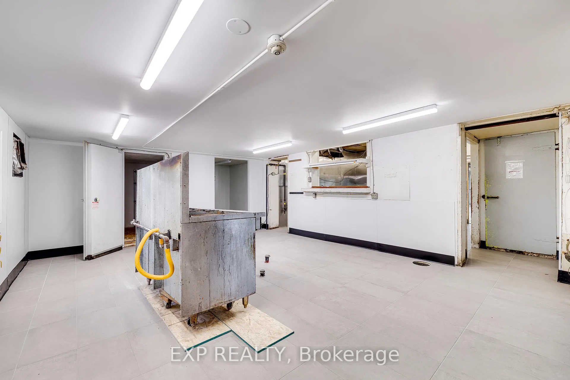 Photo 25 of 1221 Lobsinger Line, Woolwich — HOMEH