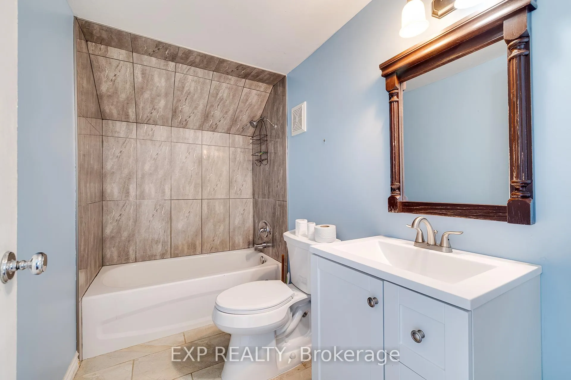 Photo 31 of 1221 Lobsinger Line, Woolwich — HOMEH
