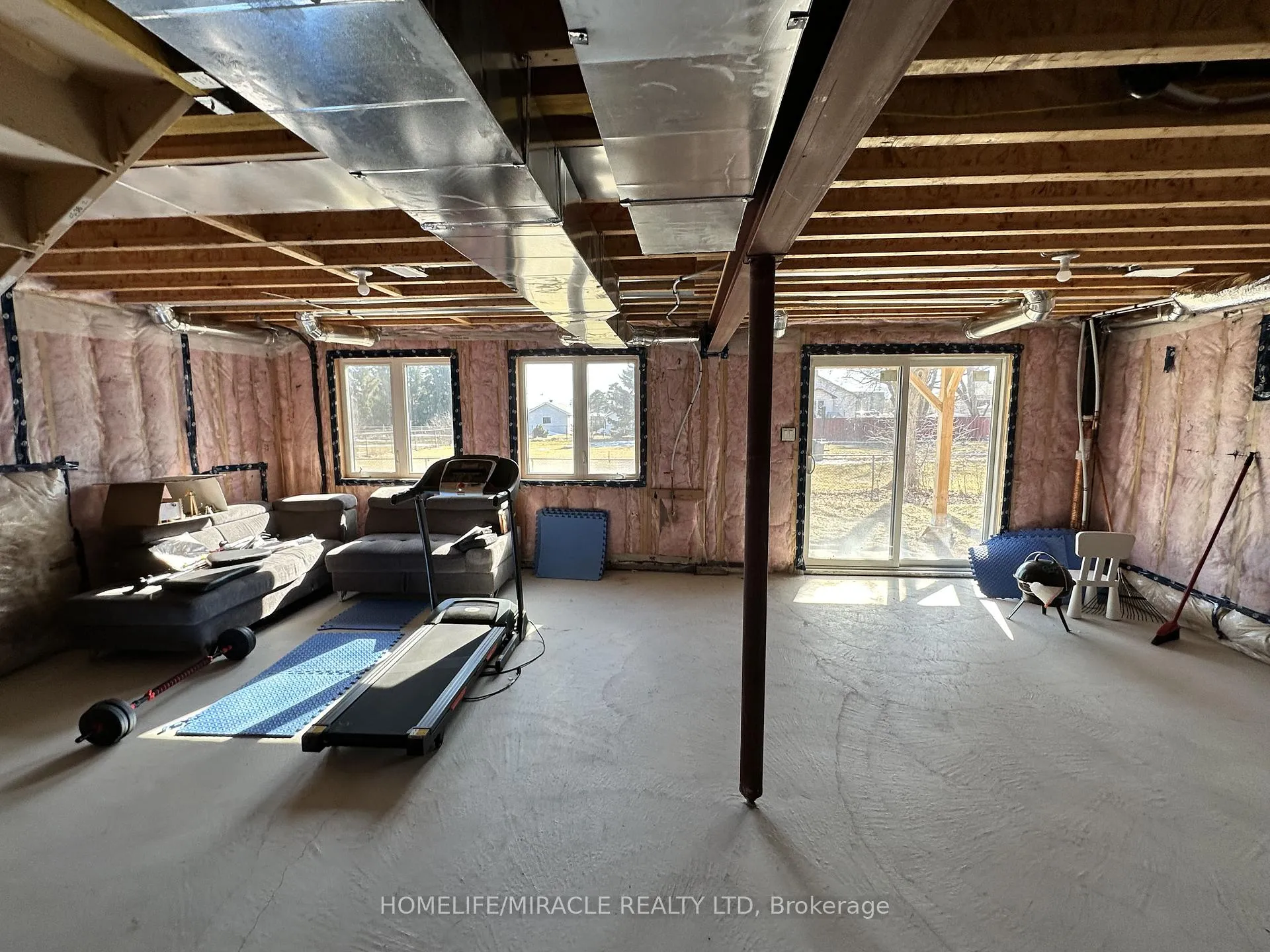 Photo 3 of 114 David Street, Haldimand — HOMEH