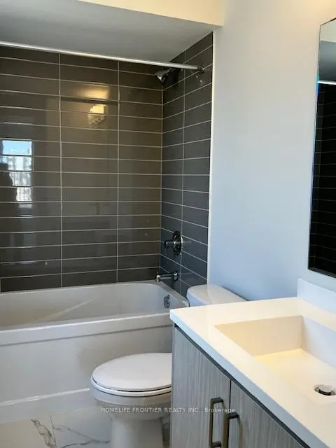 Photo 7 of Unit 172, 151 Honeycrisp Crescent, Vaughan, Concord — HOMEH