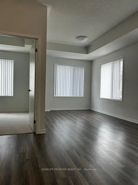 Photo 10 of Unit 172, 151 Honeycrisp Crescent, Vaughan, Concord — HOMEH