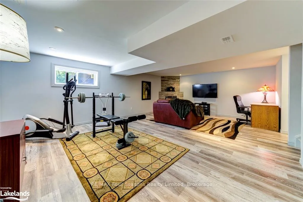 Photo 34 of 111 Chamberlain Crescent, Collingwood — HOMEH