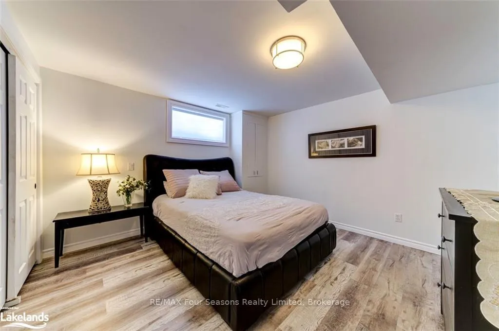 Photo 36 of 111 Chamberlain Crescent, Collingwood — HOMEH