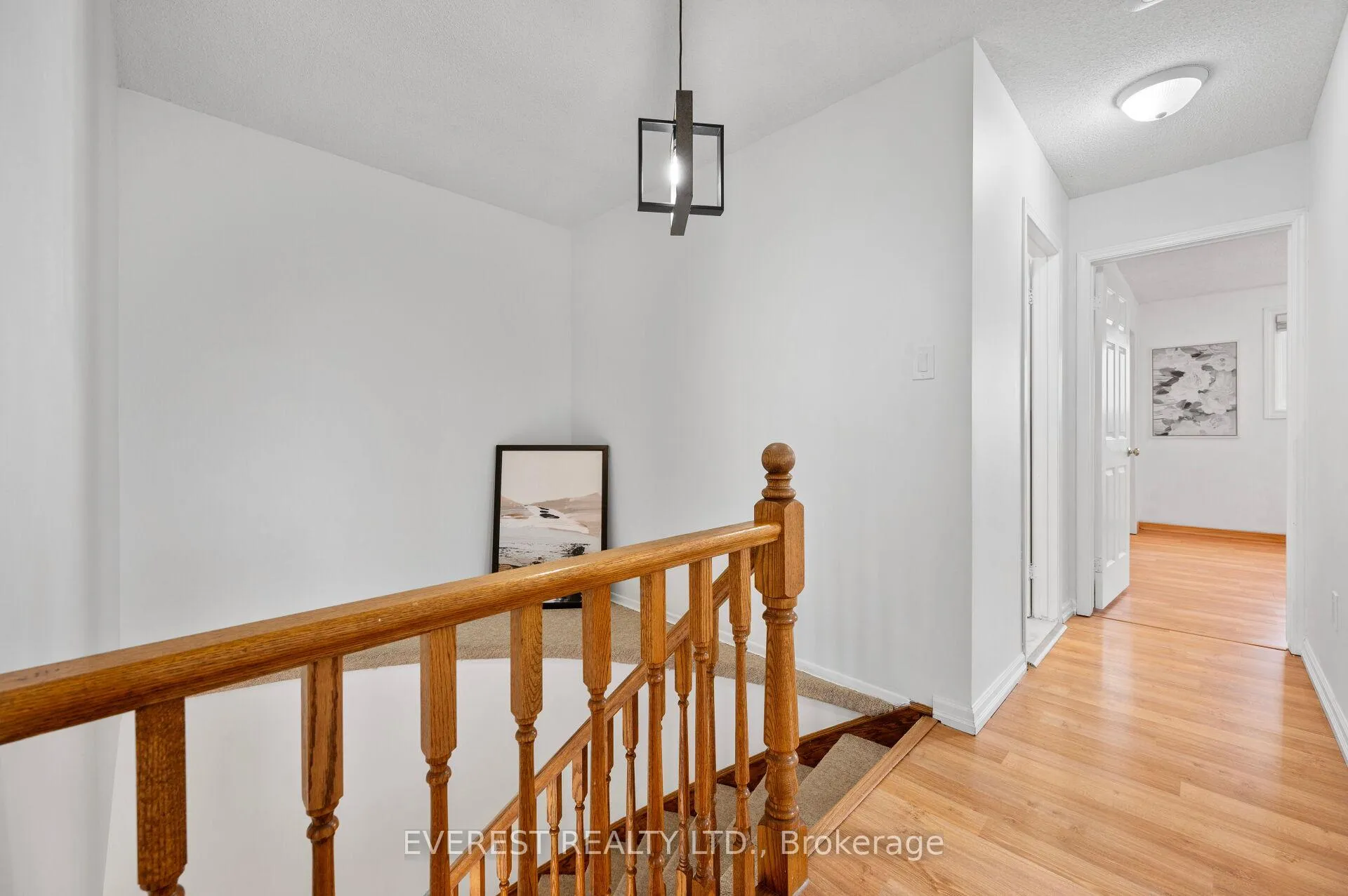 Photo 13 of 41 Juniper Drive, Hamilton, Stoney Creek — HOMEH