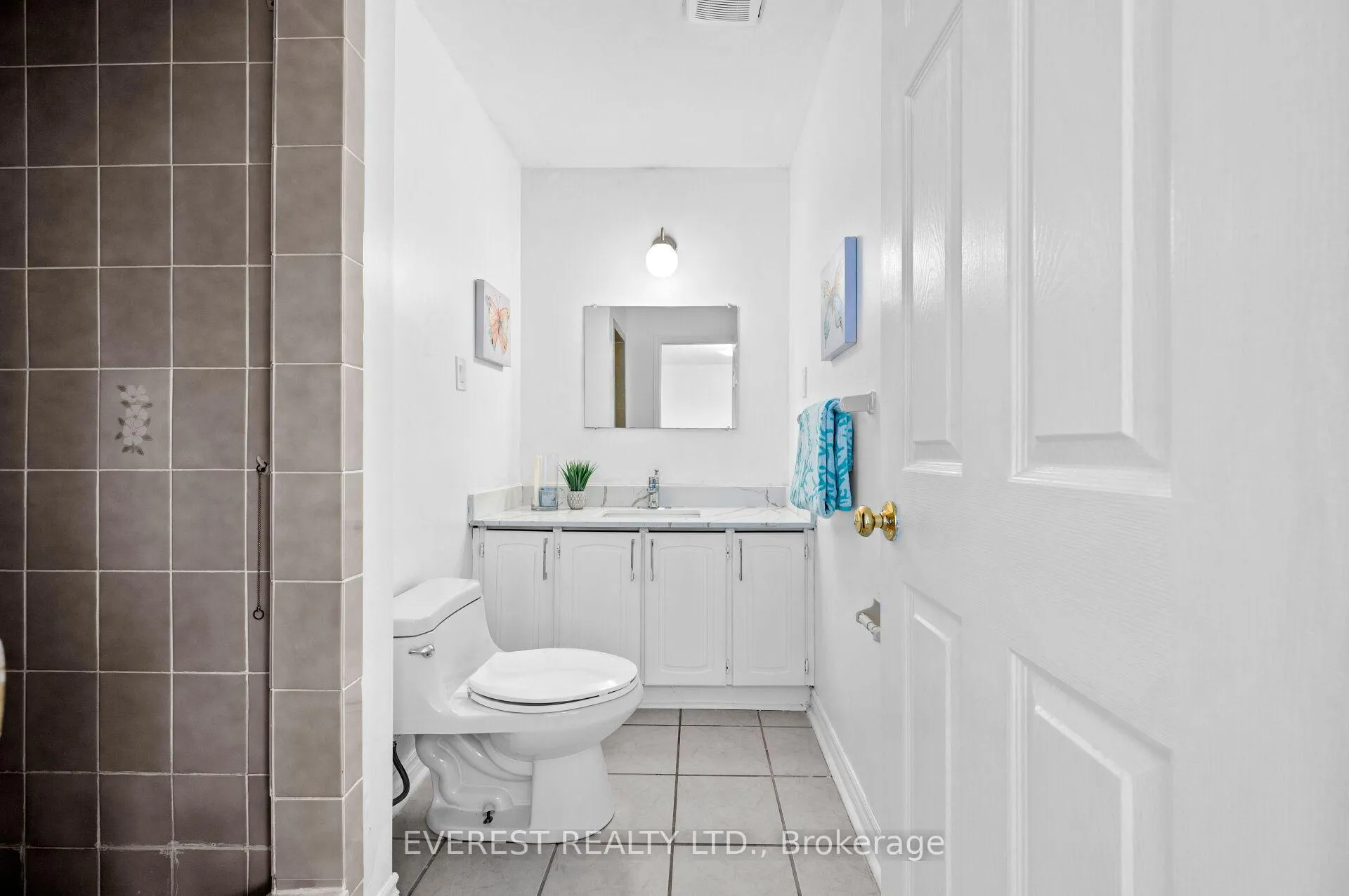 Photo 21 of 41 Juniper Drive, Hamilton, Stoney Creek — HOMEH