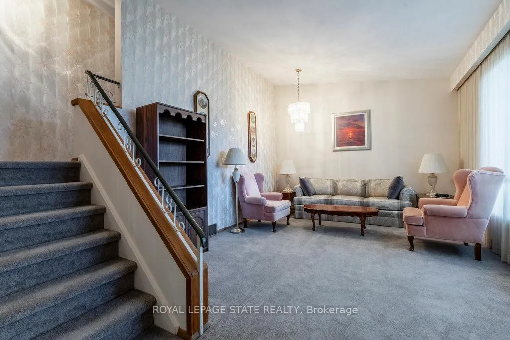 Photo 6 of 10 Vera Court, Hamilton, Corman — HOMEH