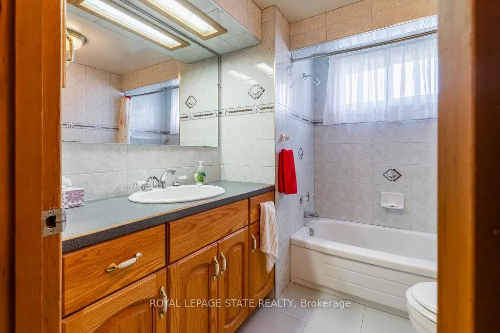 Photo 14 of 10 Vera Court, Hamilton, Corman — HOMEH