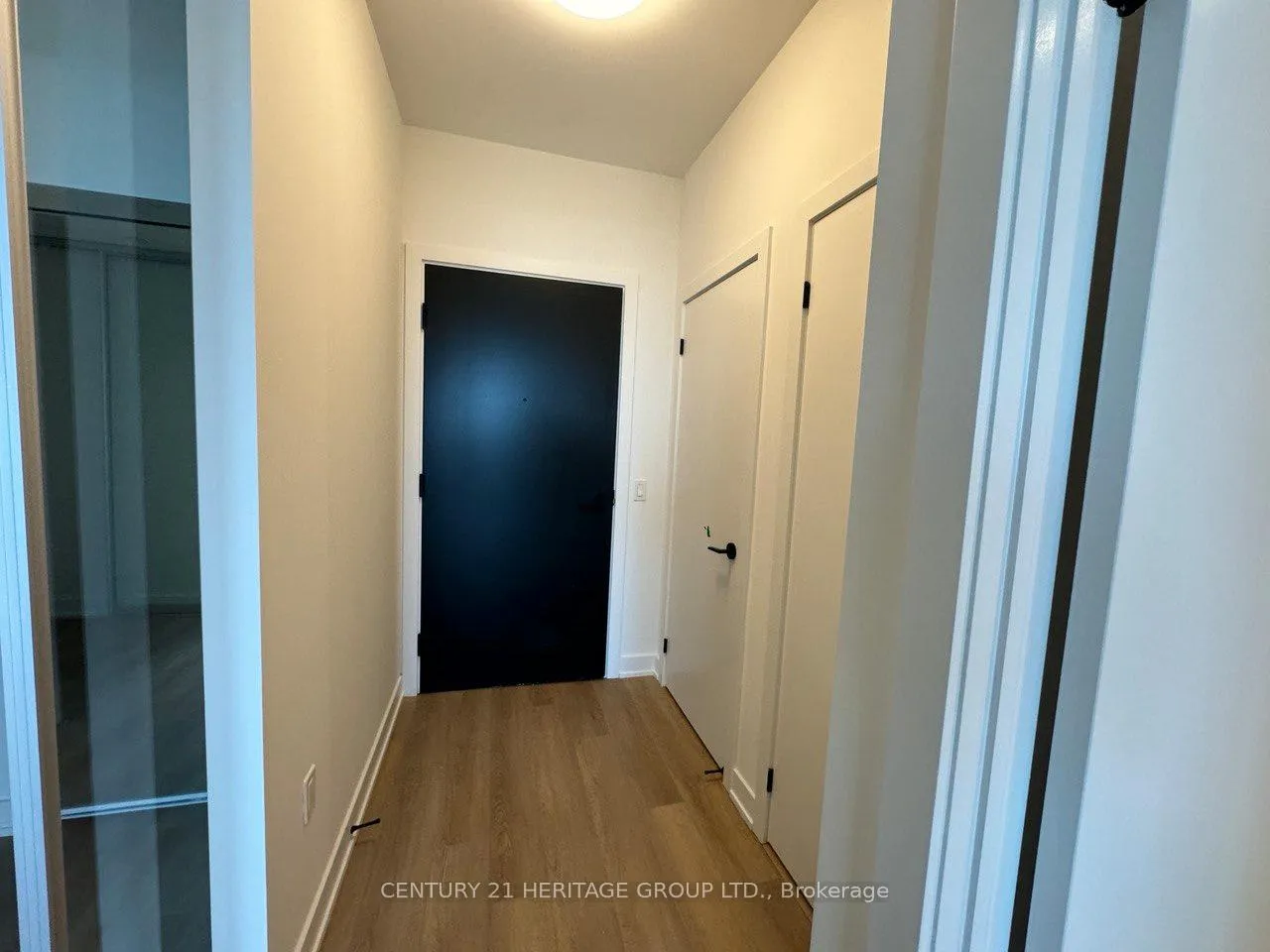 Photo 2 of Unit 3807, 117 Broadway Avenue N, Toronto, Mount Pleasant West — HOMEH