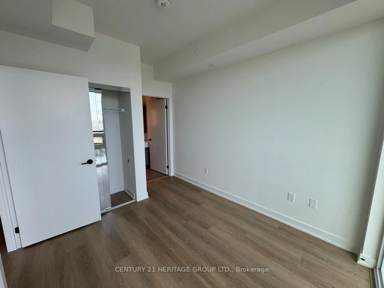 Photo 7 of Unit 3807, 117 Broadway Avenue N, Toronto, Mount Pleasant West — HOMEH