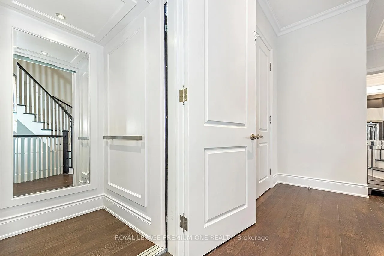 Photo 9 of 2 Appleyard Avenue, Vaughan, Kleinburg — HOMEH
