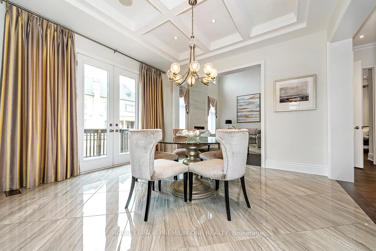 Photo 12 of 2 Appleyard Avenue, Vaughan, Kleinburg — HOMEH