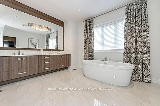 Photo 23 of 2 Appleyard Avenue, Vaughan, Kleinburg — HOMEH
