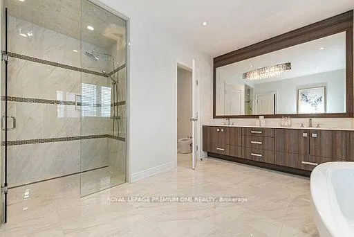 Photo 24 of 2 Appleyard Avenue, Vaughan, Kleinburg — HOMEH