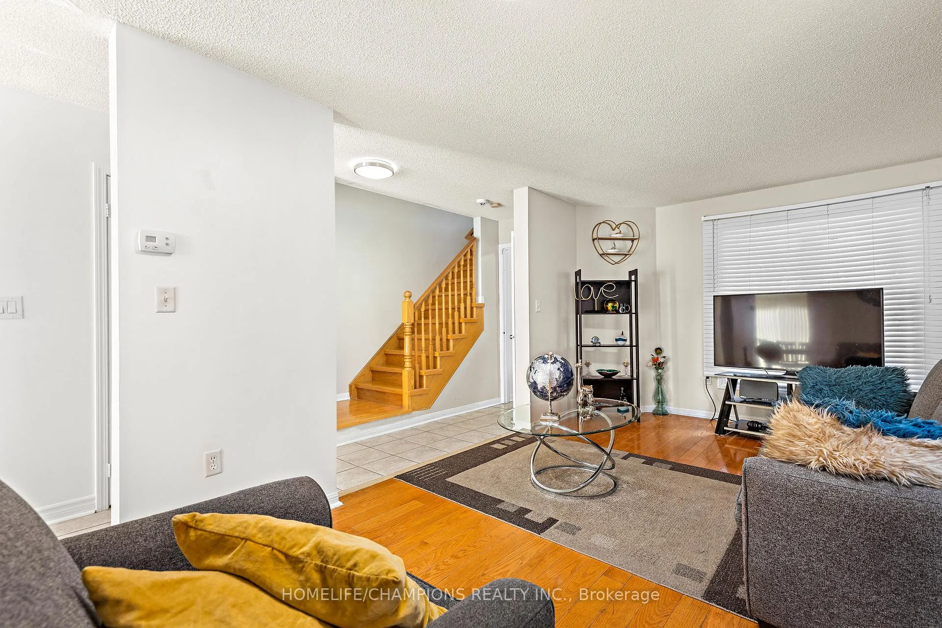 Photo 4 of 78 Mount Ranier Crescent, Brampton, Sandringham-Wellington — HOMEH