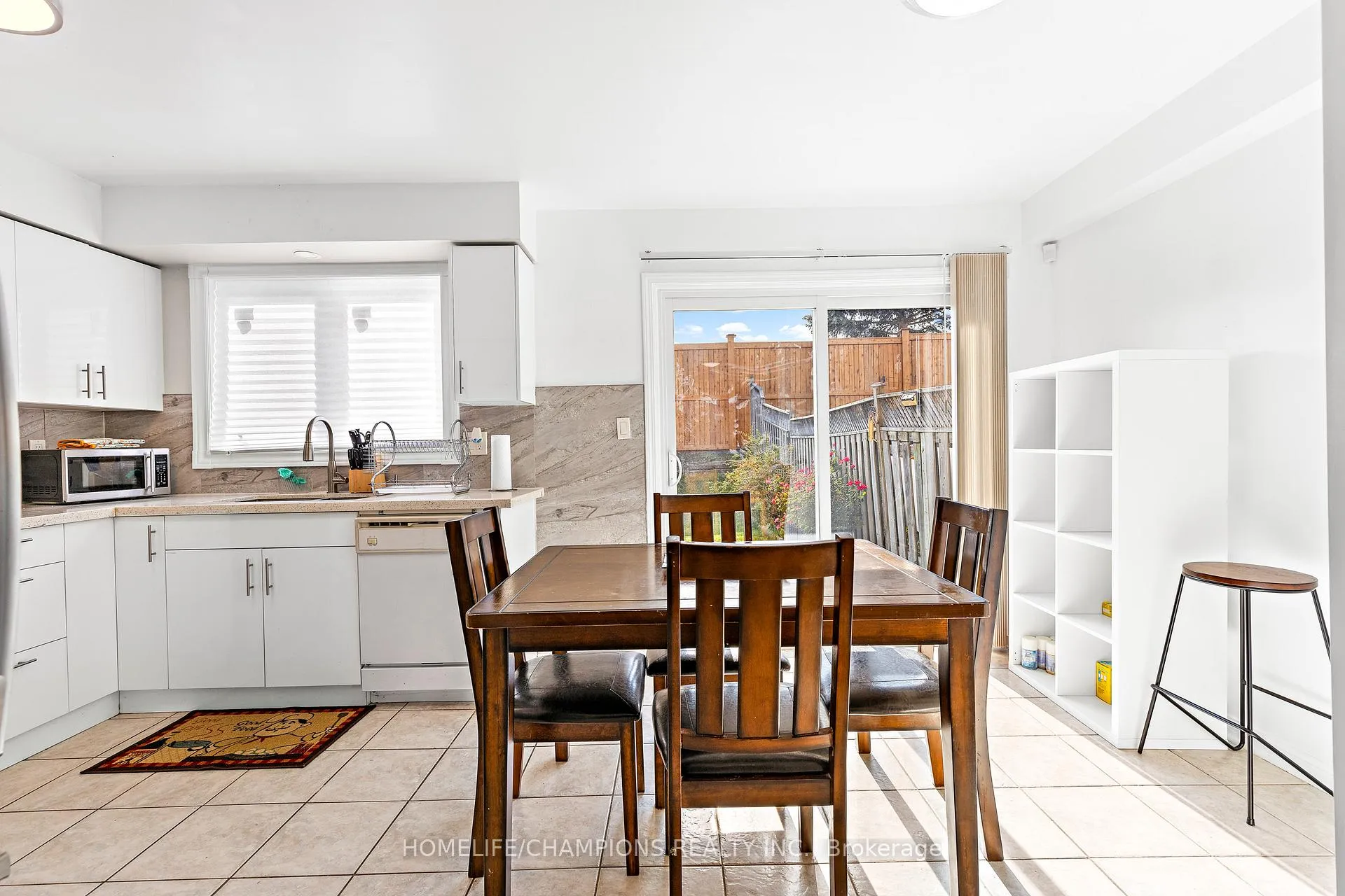Photo 6 of 78 Mount Ranier Crescent, Brampton, Sandringham-Wellington — HOMEH