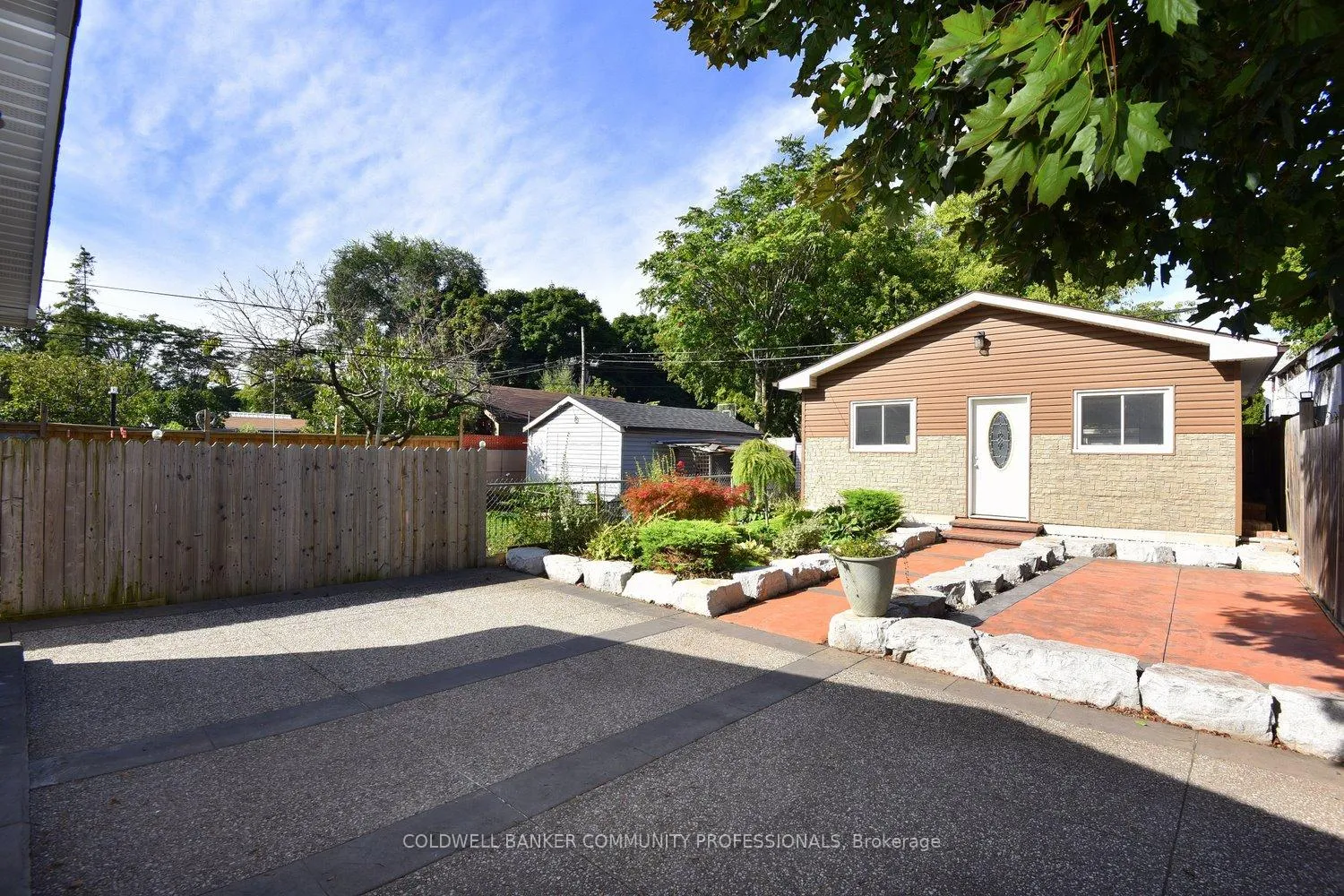 Photo 33 of 189 East Avenue N, Hamilton, Landsdale — HOMEH