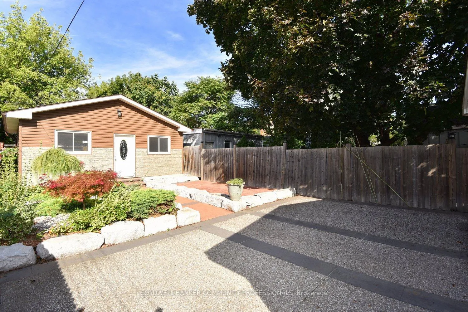 Photo 34 of 189 East Avenue N, Hamilton, Landsdale — HOMEH