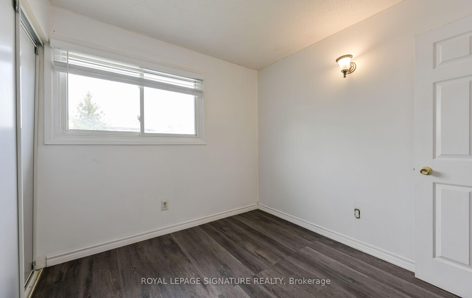 Photo 9 of 10 Heatherside Court, Brampton, Central Park — HOMEH