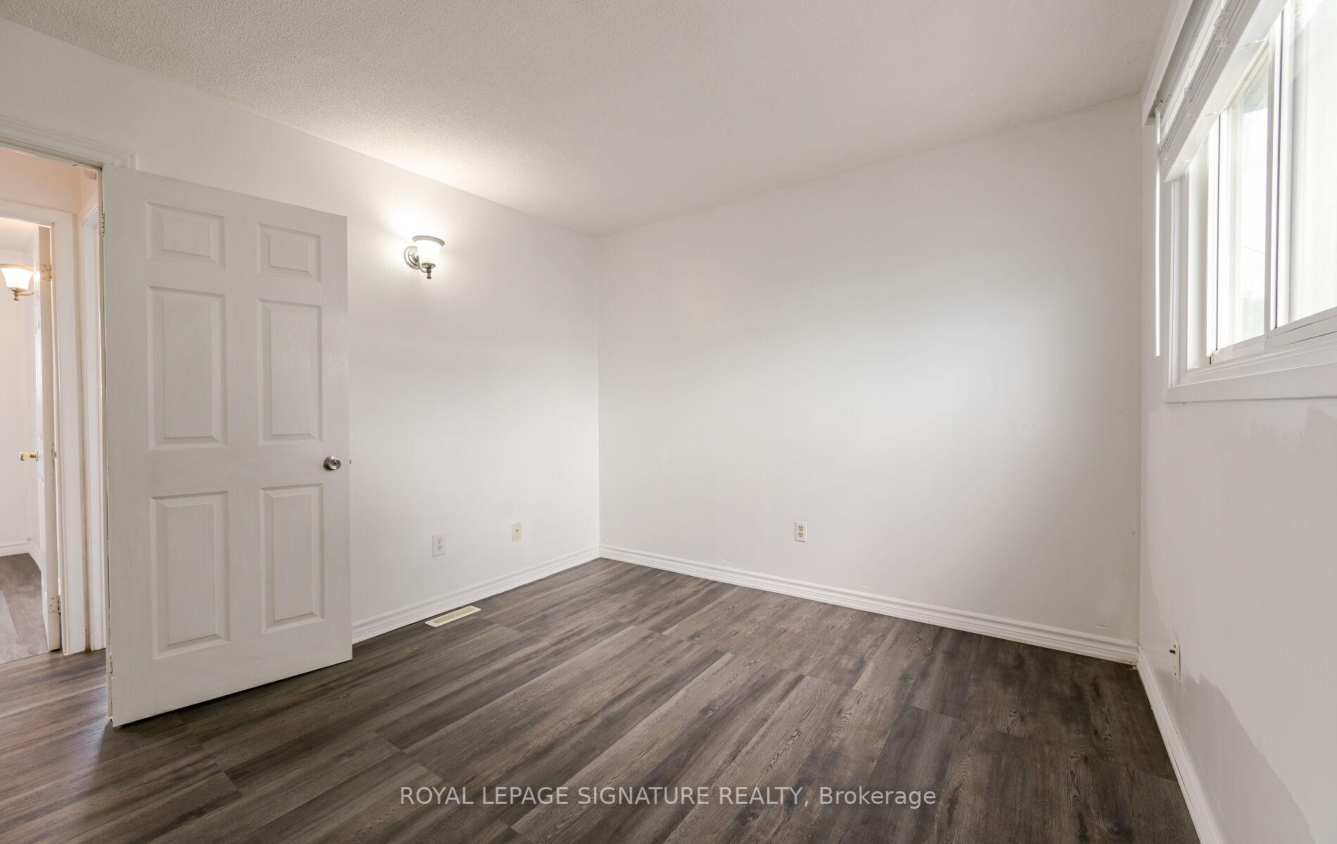 Photo 11 of 10 Heatherside Court, Brampton, Central Park — HOMEH