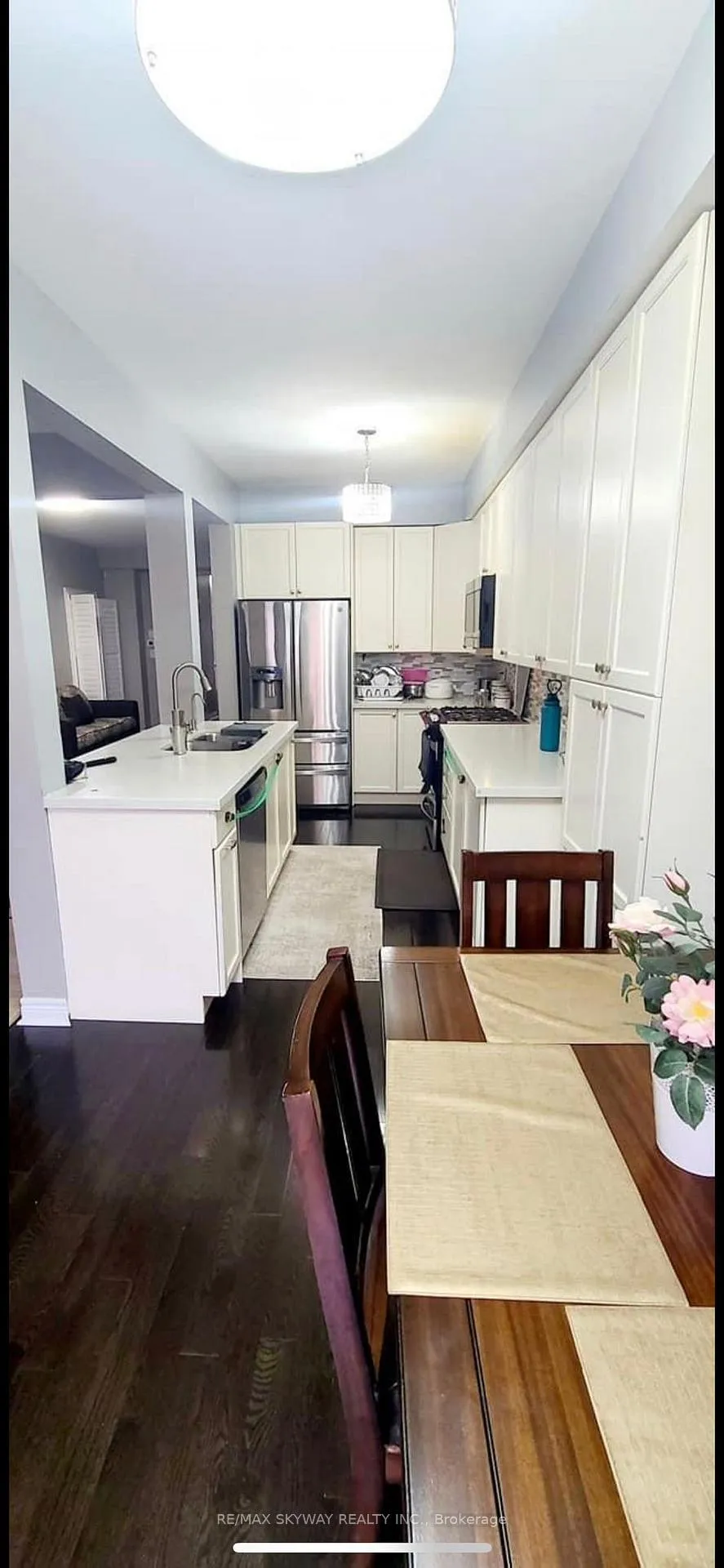 Photo 2 of 19 Gulfbrook Circle, Brampton, Heart Lake East — HOMEH