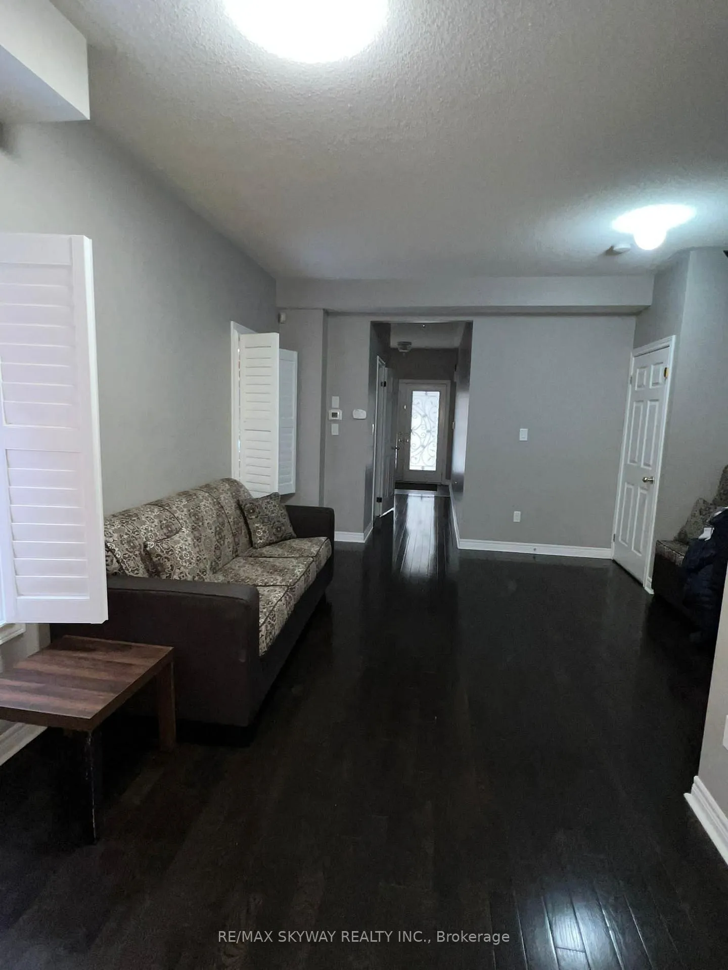 Photo 8 of 19 Gulfbrook Circle, Brampton, Heart Lake East — HOMEH
