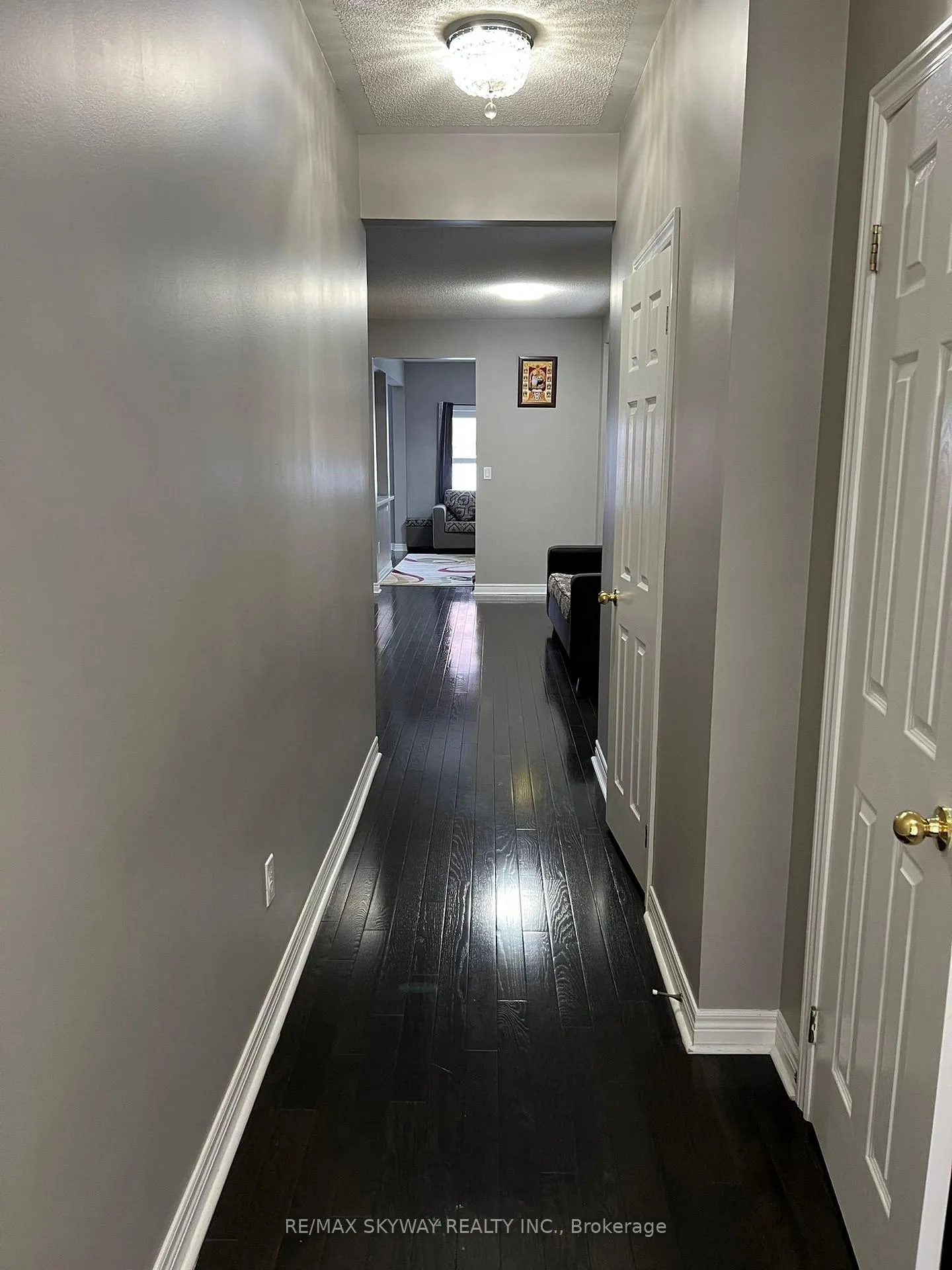 Photo 11 of 19 Gulfbrook Circle, Brampton, Heart Lake East — HOMEH