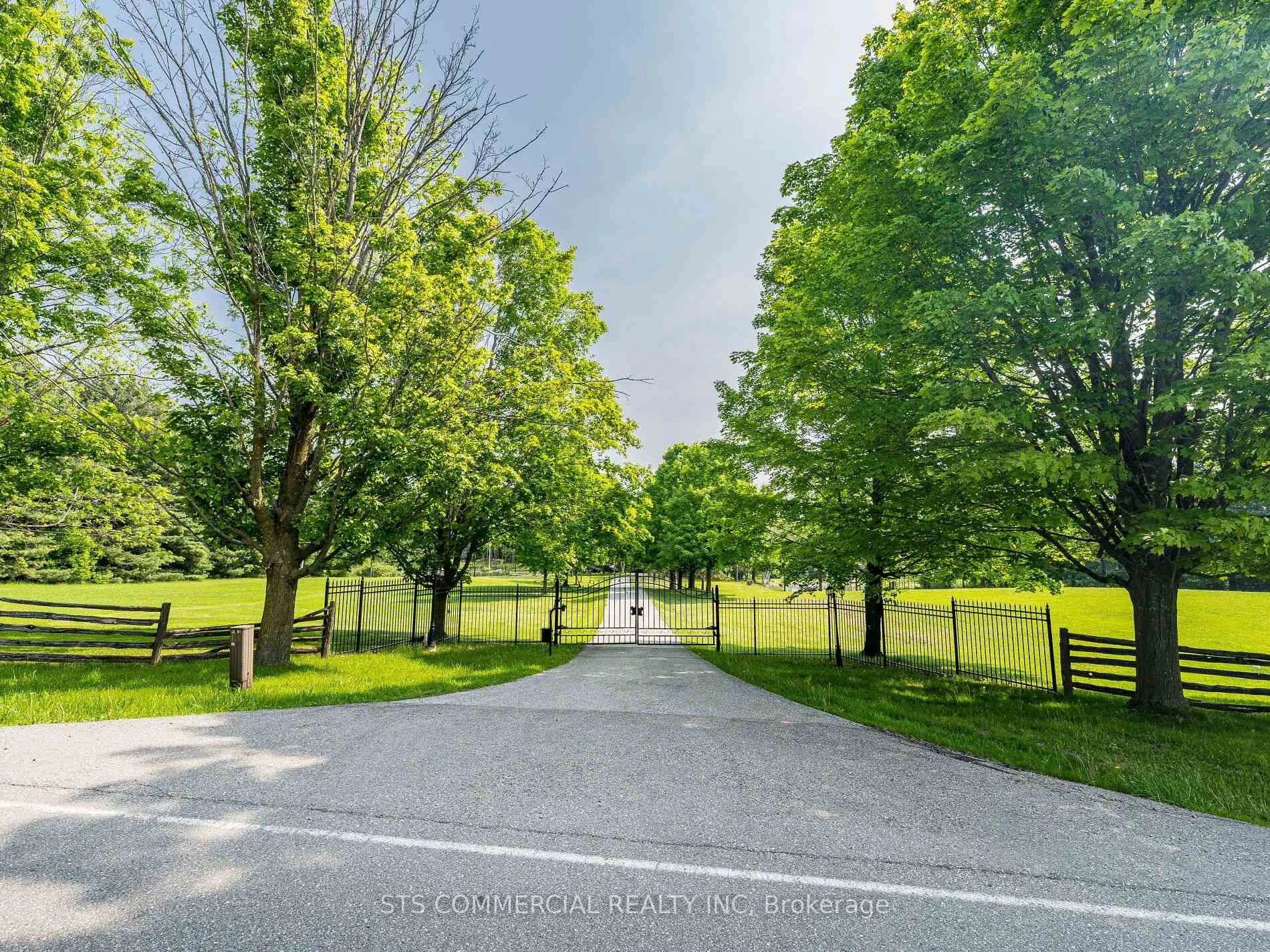 Photo 2 of 14929 Mount Pleasant Road, Caledon, Rural Caledon — HOMEH