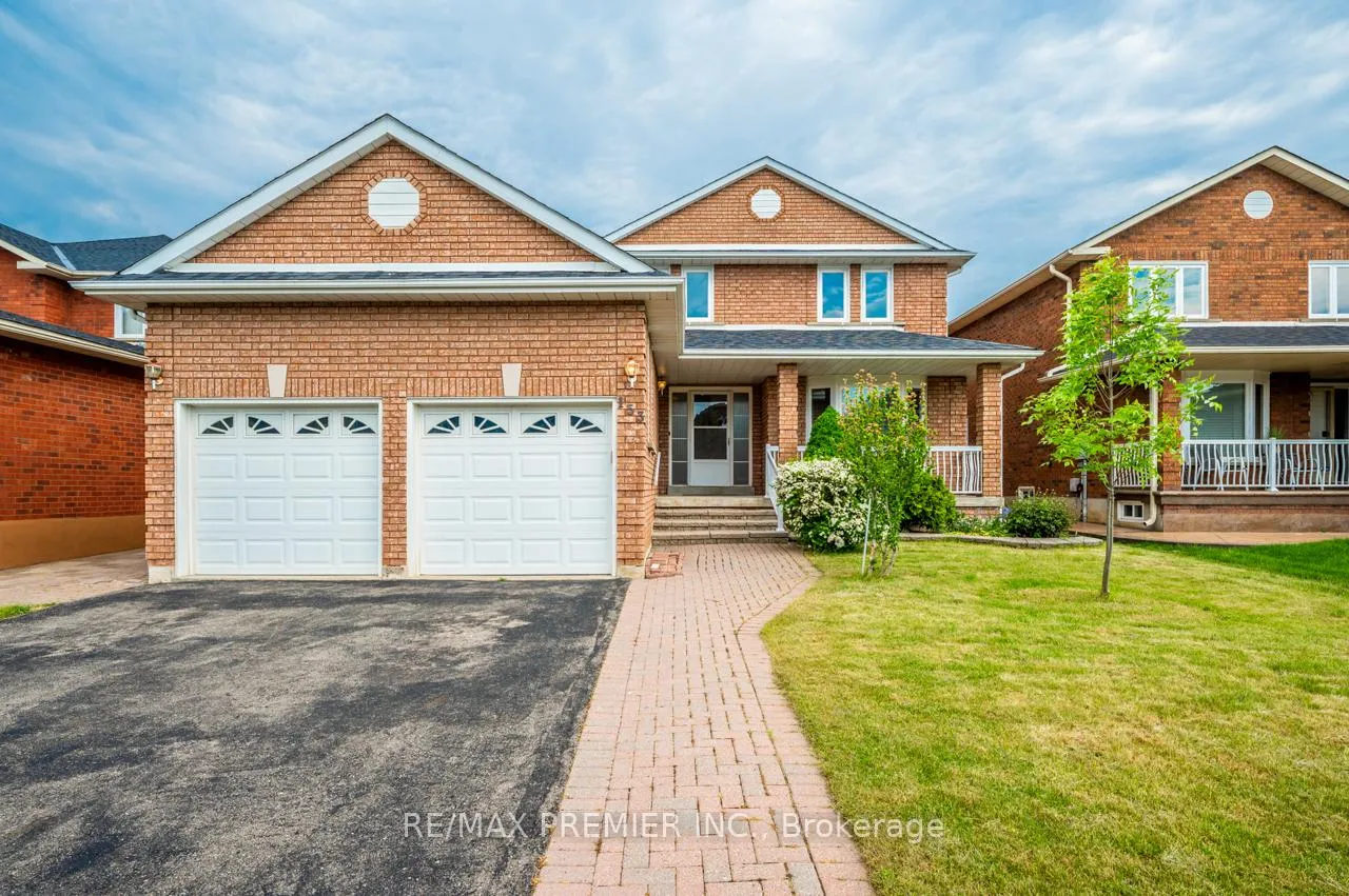 Photo 1 of 153 Father Ermanno Crescent, Vaughan, East Woodbridge — HOMEH