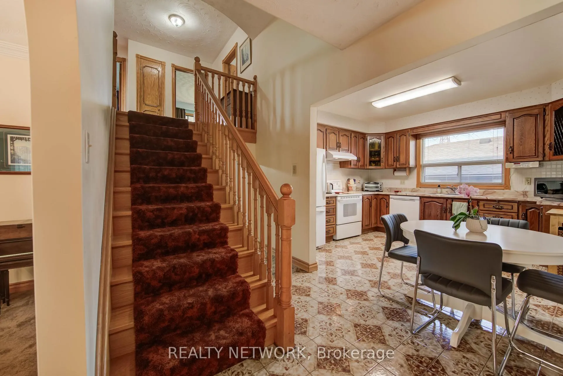 Photo 9 of 45 Selkirk Avenue, Hamilton, Normanhurst — HOMEH