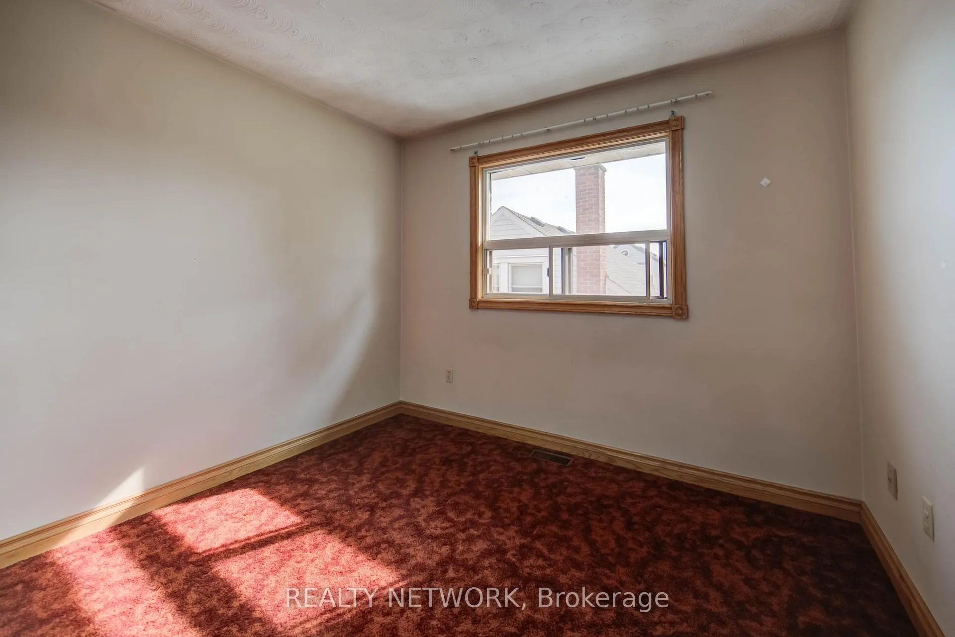 Photo 20 of 45 Selkirk Avenue, Hamilton, Normanhurst — HOMEH