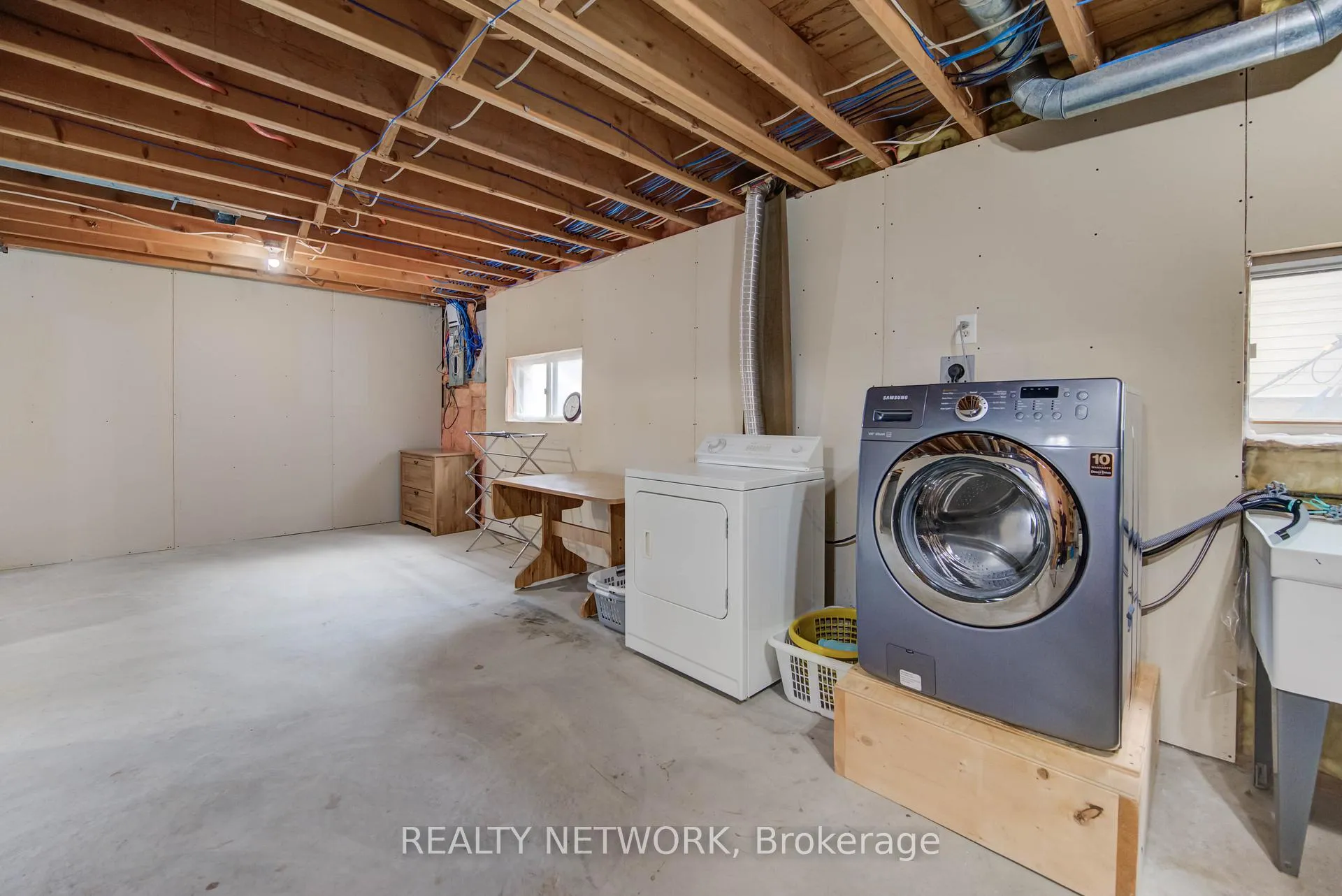 Photo 26 of 45 Selkirk Avenue, Hamilton, Normanhurst — HOMEH