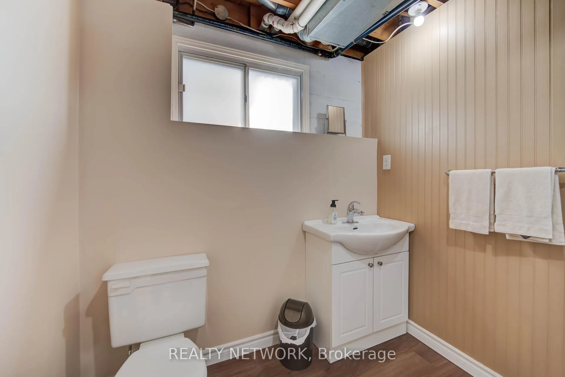Photo 28 of 45 Selkirk Avenue, Hamilton, Normanhurst — HOMEH