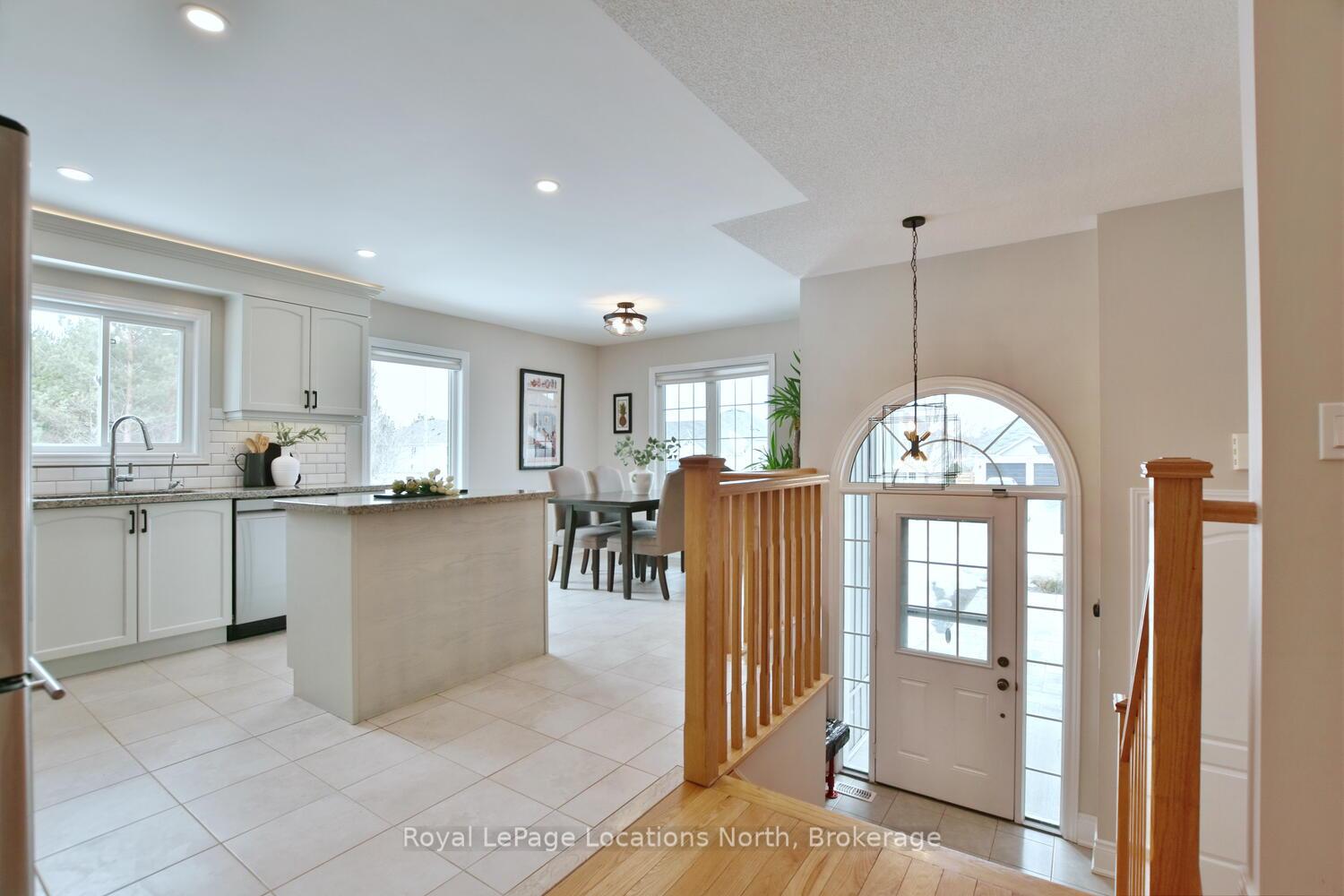 Photo 16 of 266 Spruce Street, Clearview, Stayner — HOMEH