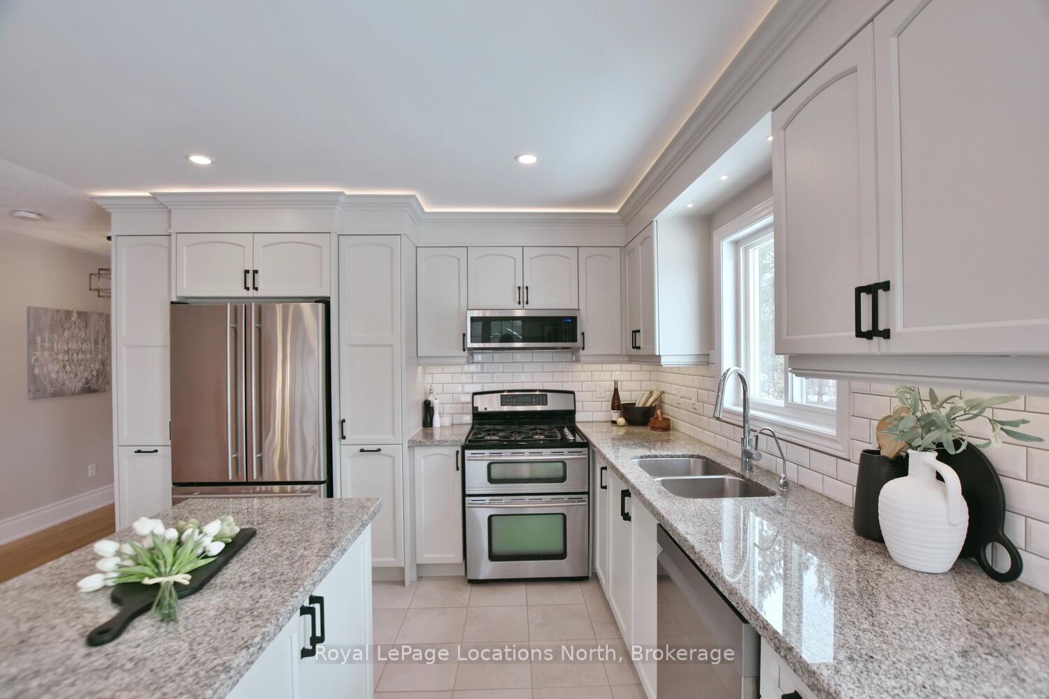 Photo 18 of 266 Spruce Street, Clearview, Stayner — HOMEH