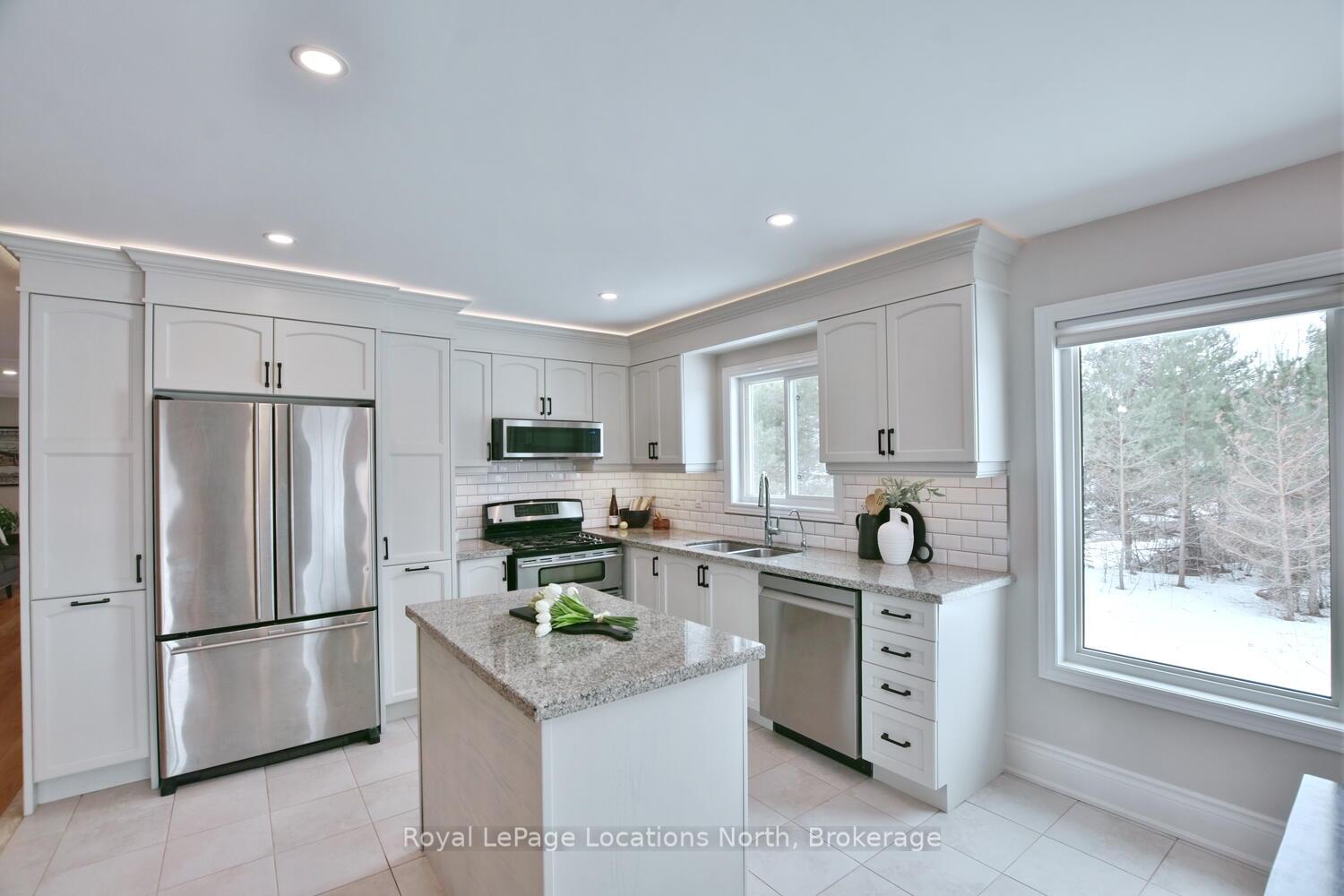 Photo 19 of 266 Spruce Street, Clearview, Stayner — HOMEH