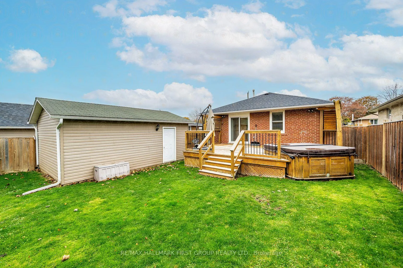 Photo 8 of 603 Gilbert Street W, Whitby, Downtown Whitby — HOMEH