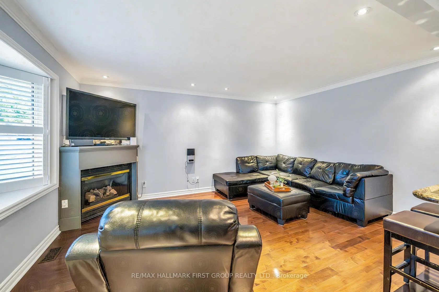 Photo 12 of 603 Gilbert Street W, Whitby, Downtown Whitby — HOMEH