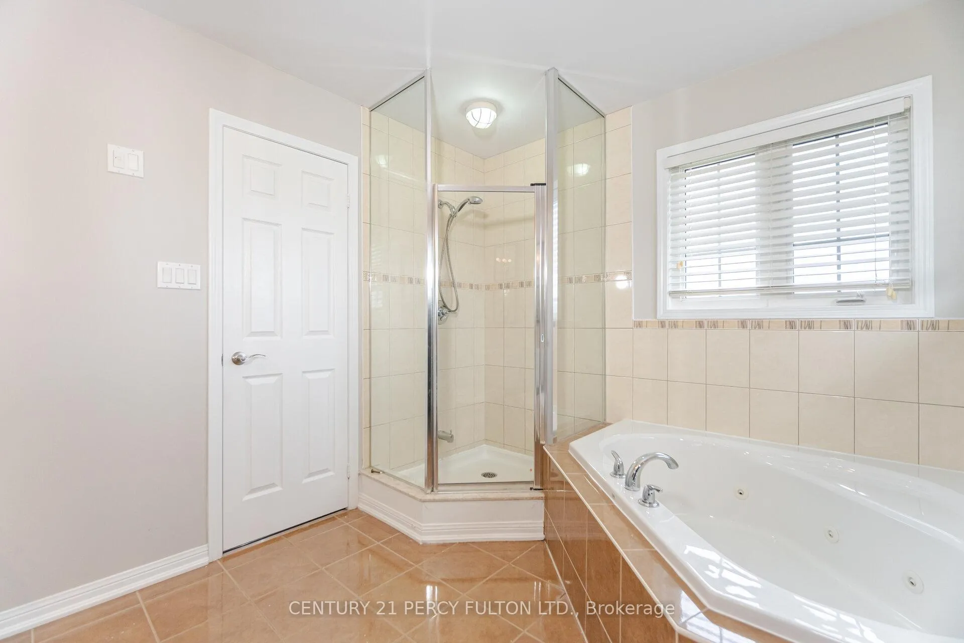 Photo 18 of 1633 Quail Run Drive, Oshawa, Taunton — HOMEH