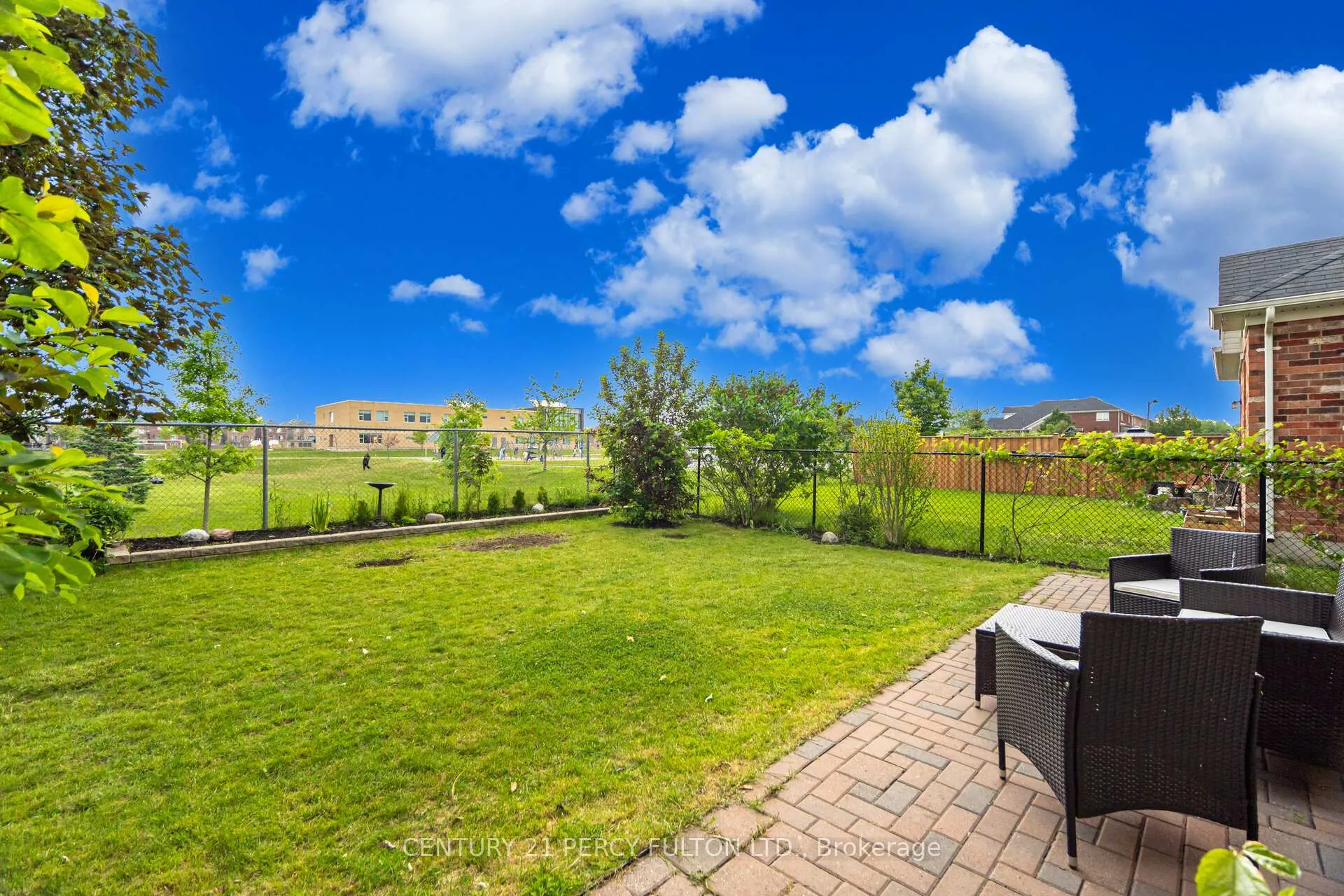 Photo 36 of 1633 Quail Run Drive, Oshawa, Taunton — HOMEH