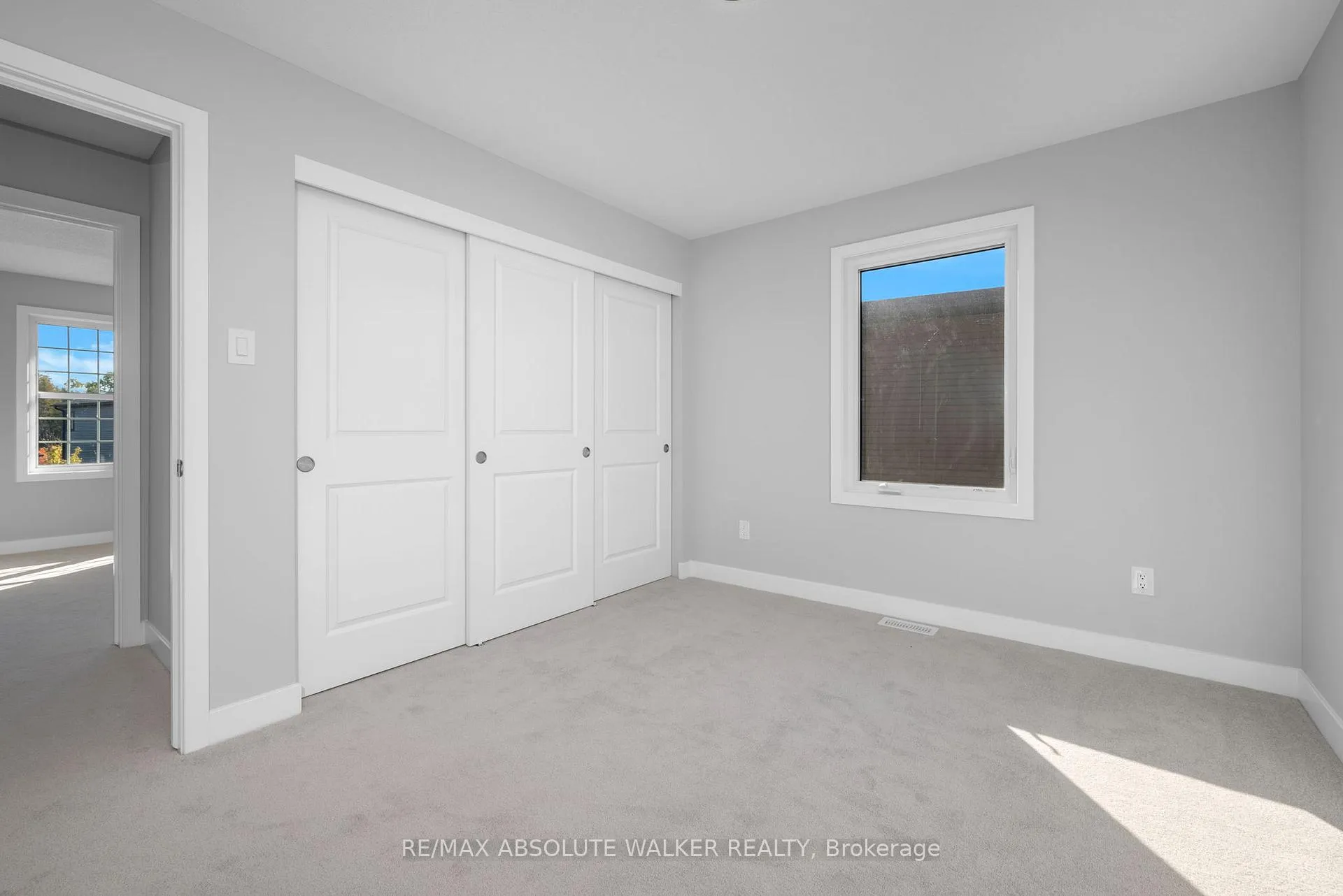 Photo 25 of 584 Paakanaak Avenue, Ottawa, Blossom Park/Kemp Park/Findlay Creek — HOMEH