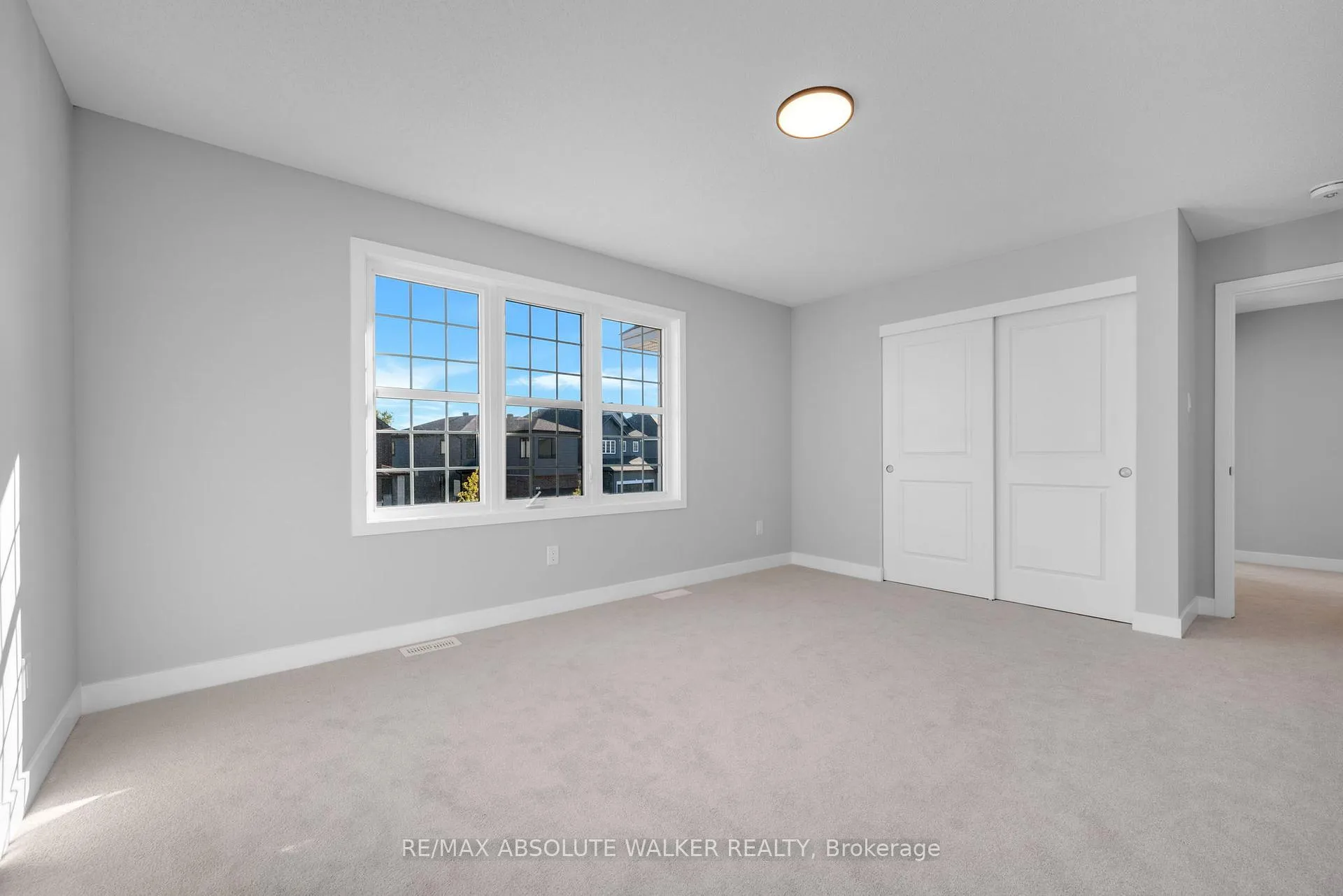 Photo 34 of 584 Paakanaak Avenue, Ottawa, Blossom Park/Kemp Park/Findlay Creek — HOMEH