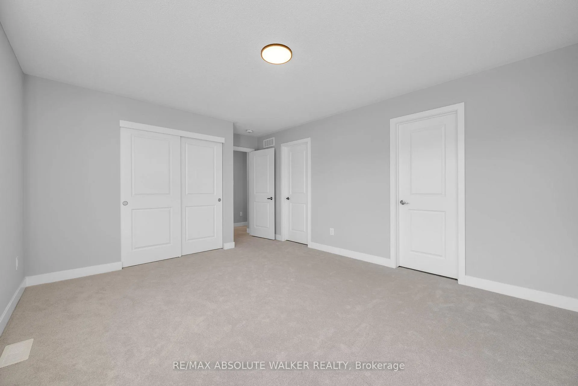 Photo 35 of 584 Paakanaak Avenue, Ottawa, Blossom Park/Kemp Park/Findlay Creek — HOMEH
