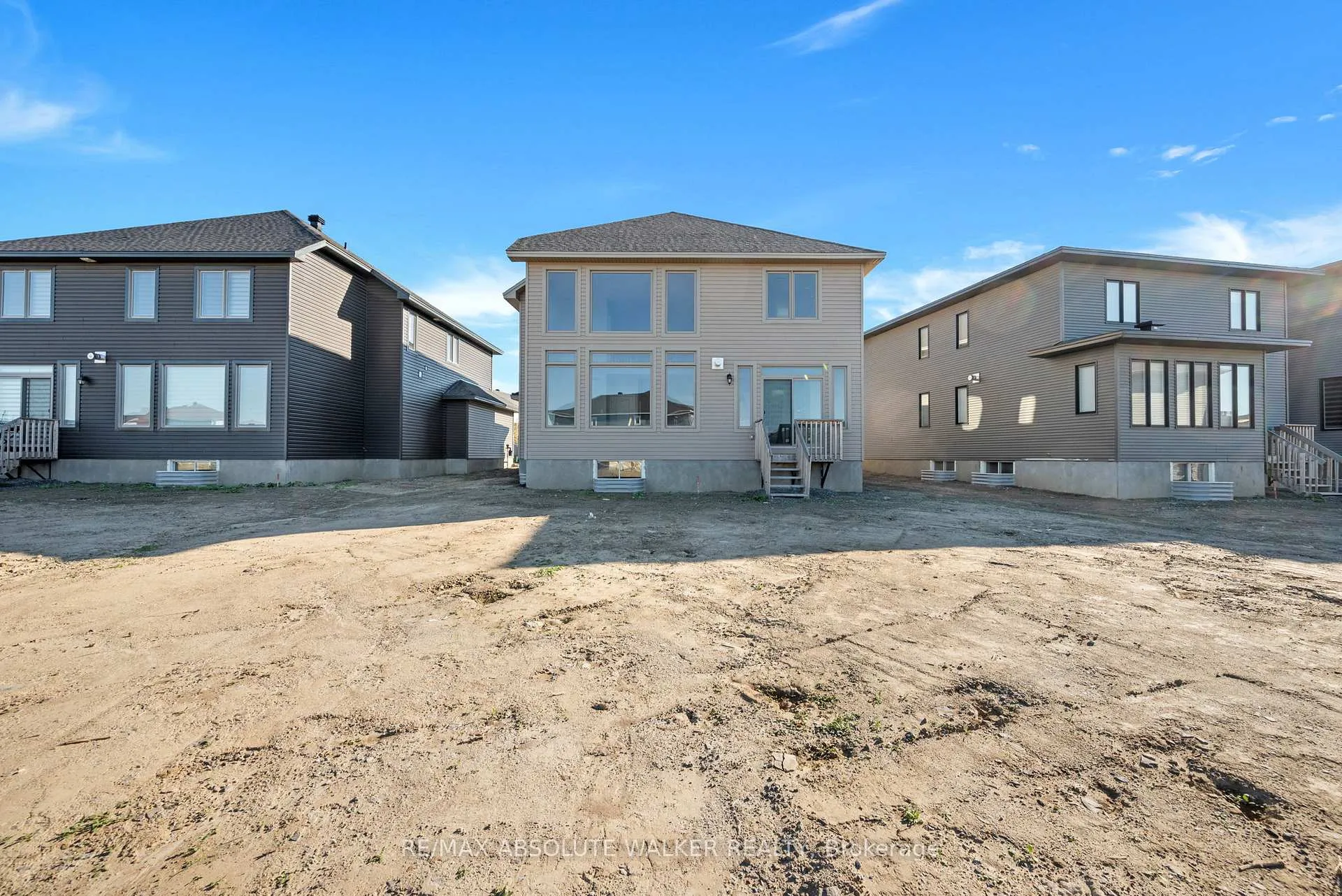 Photo 40 of 584 Paakanaak Avenue, Ottawa, Blossom Park/Kemp Park/Findlay Creek — HOMEH